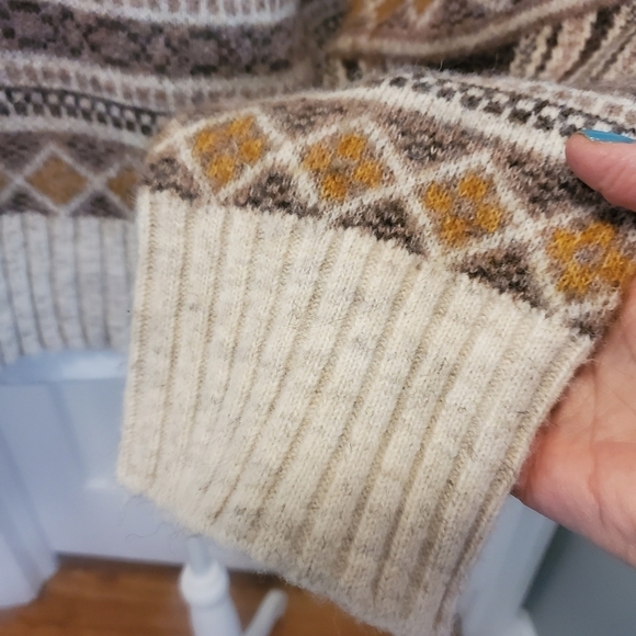 Marled Chunky Knit Pullover Crop Style Sweater size Large, casual warm - Picture 2 of 8